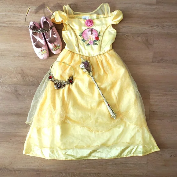 Preloved Disney - Yellow Belle Costume (5-6Y) Preloved Disney - Yellow Belle Costume (5-6Y)
